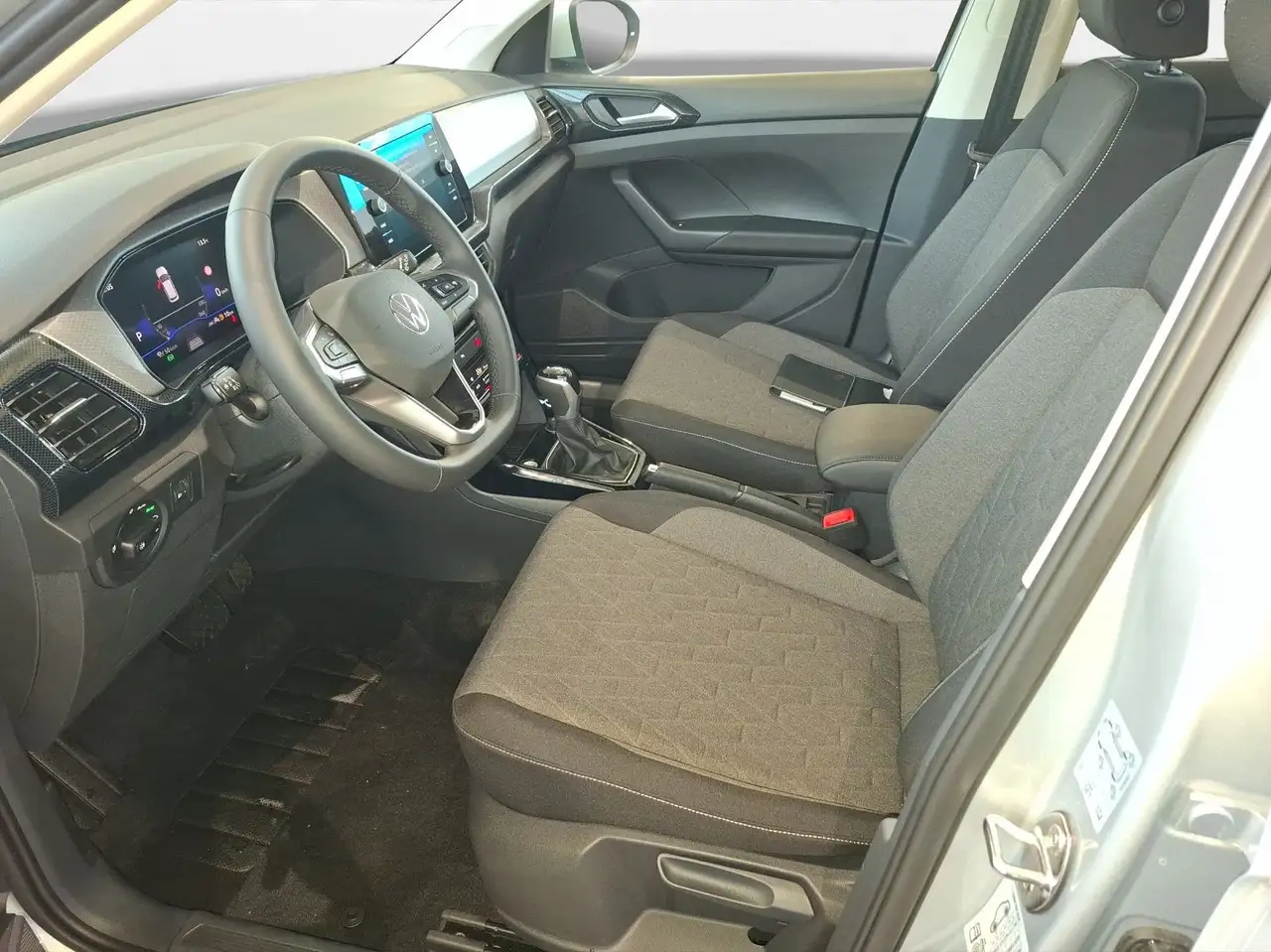Volkswagen T-Cross 4
