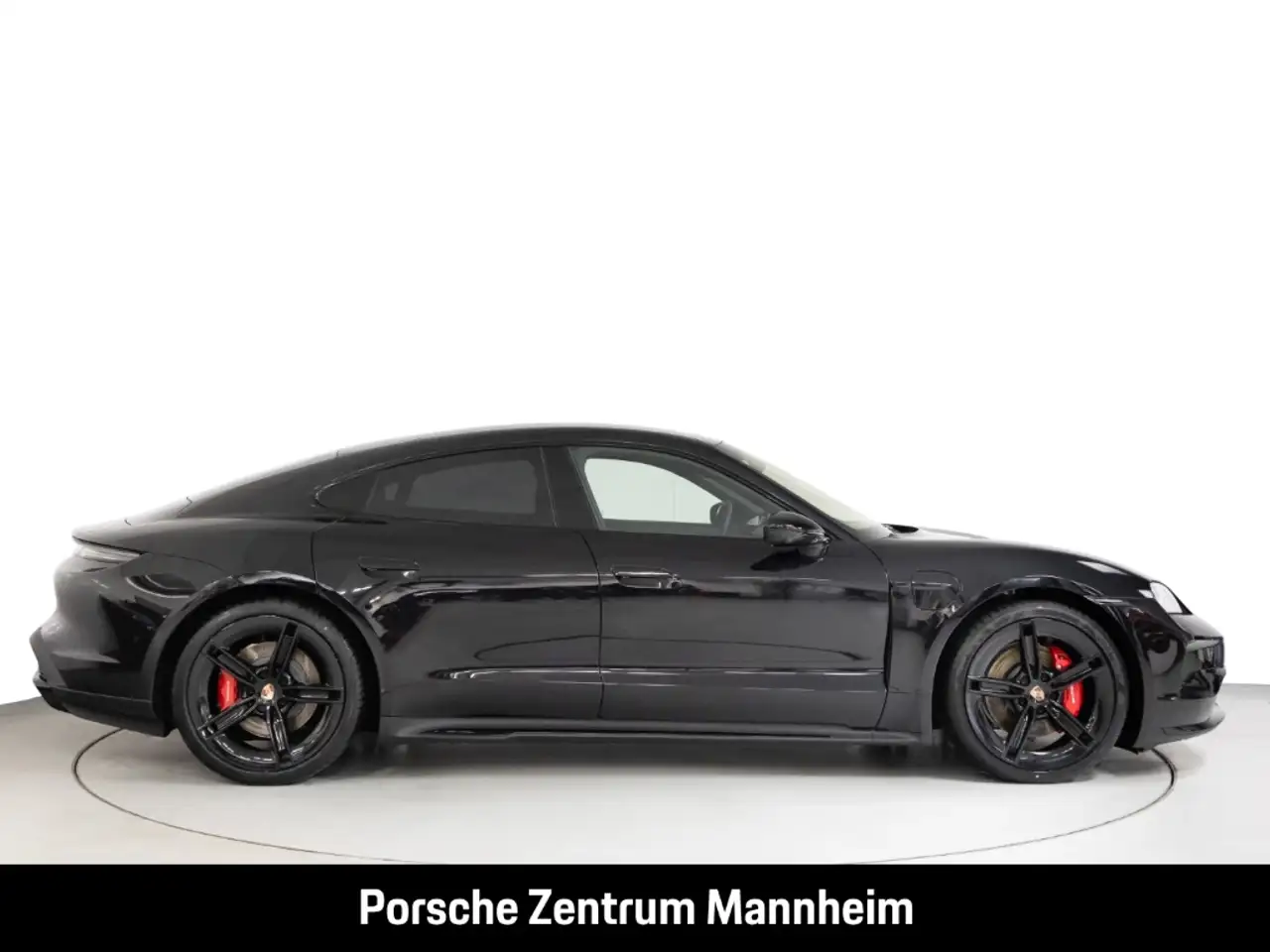 Porsche Taycan 10