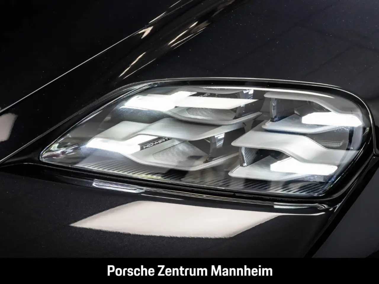 Porsche Taycan 13