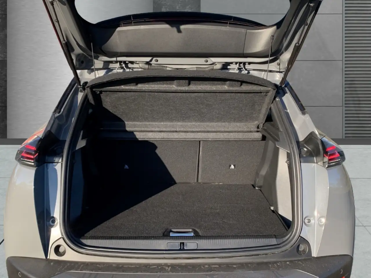 Peugeot 2008 5