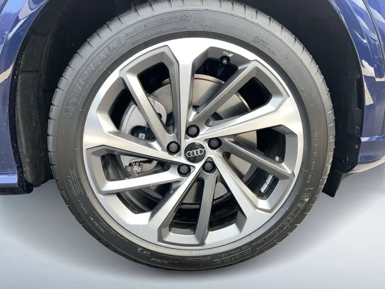 Audi Q5 11