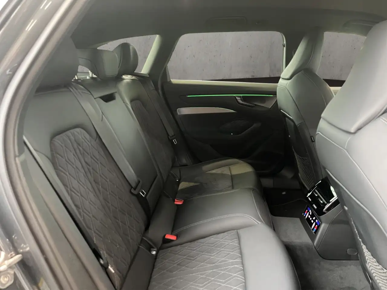 Audi A6 10