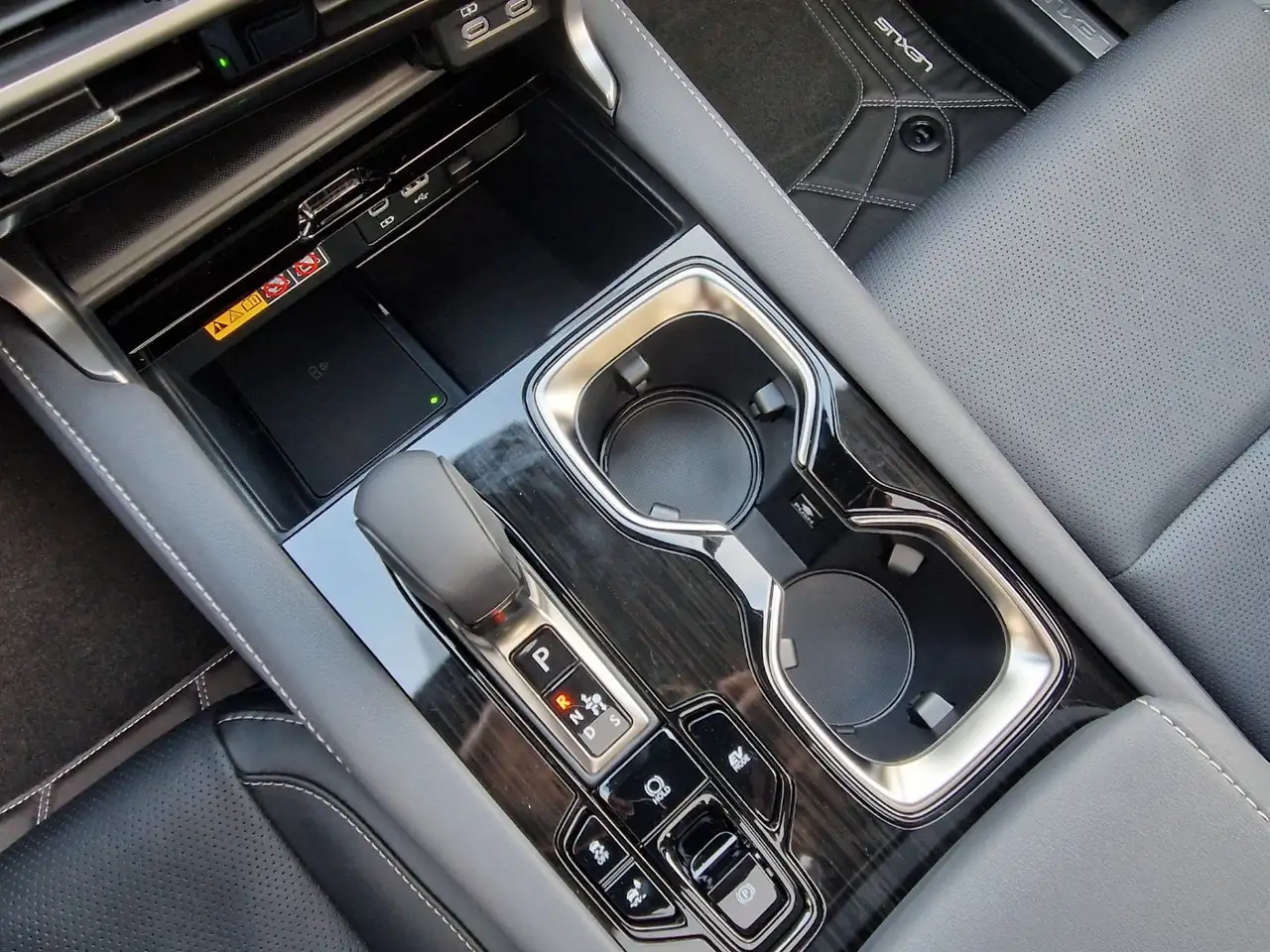 Lexus RX 350 14