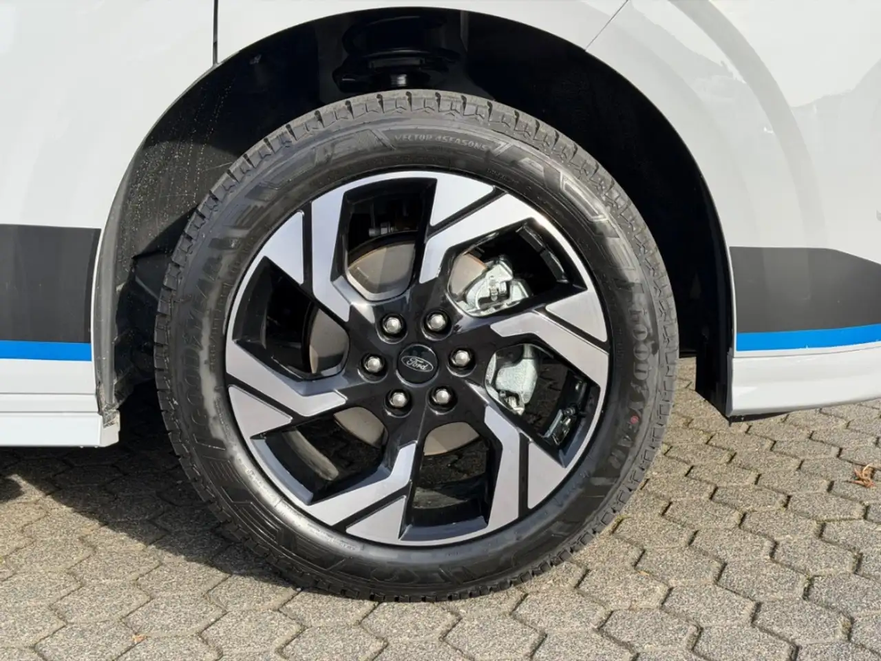 Ford Tourneo 3