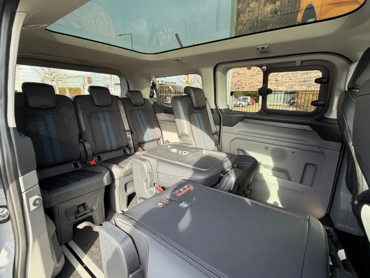 Ford Tourneo 9