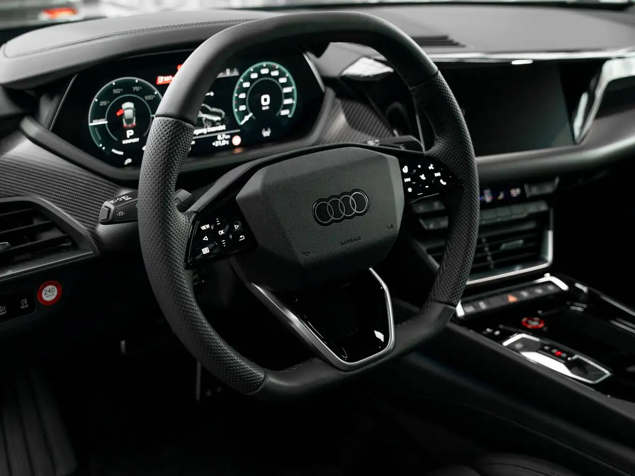 Audi e-tron 16