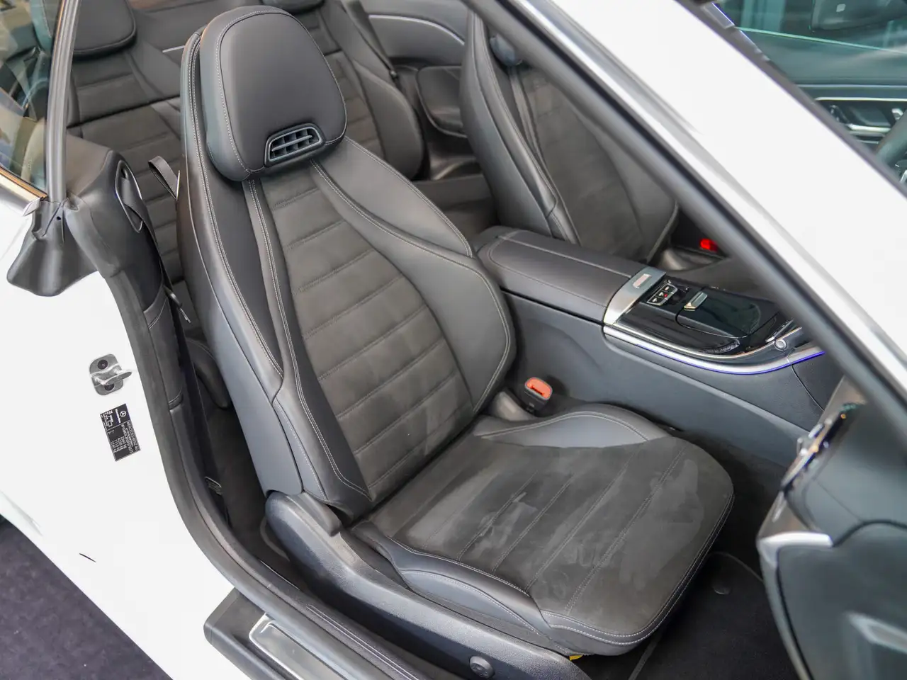 Mercedes-Benz CLE 180 10