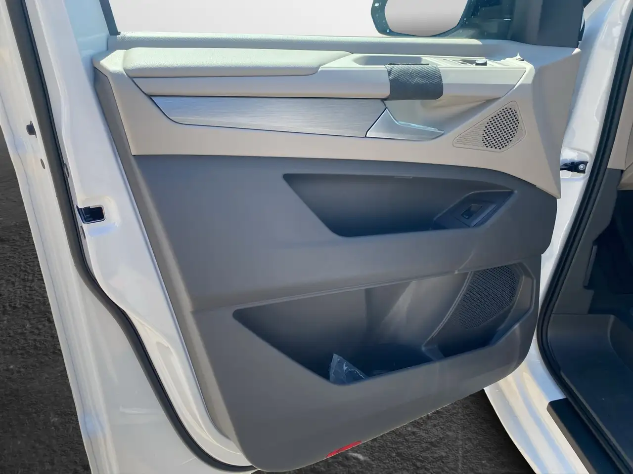 Volkswagen T7 Multivan 6