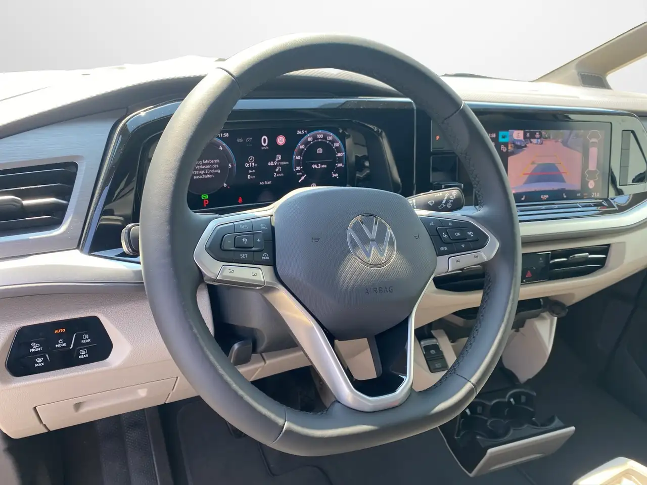 Volkswagen T7 Multivan 9