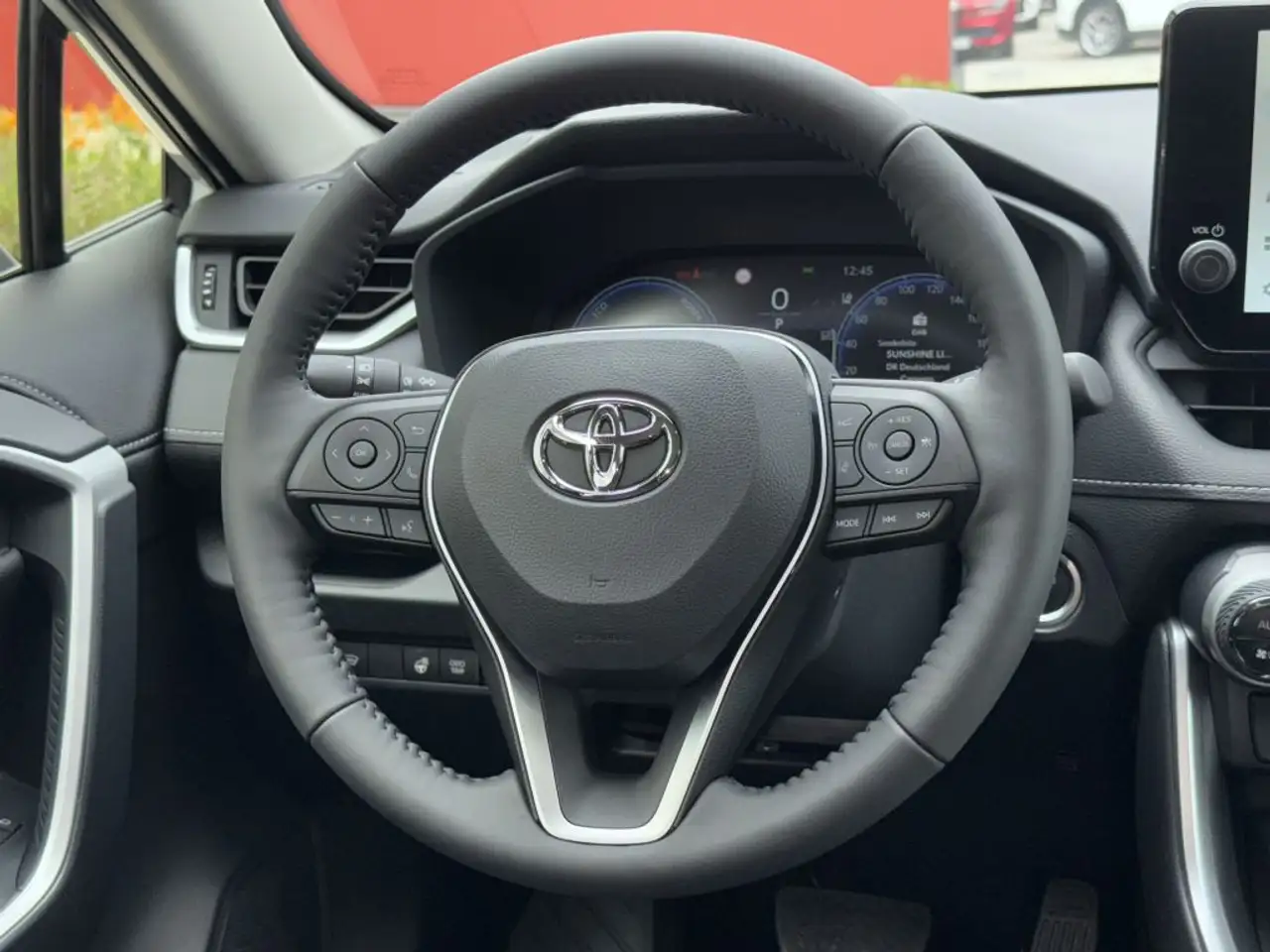 Toyota RAV4 12