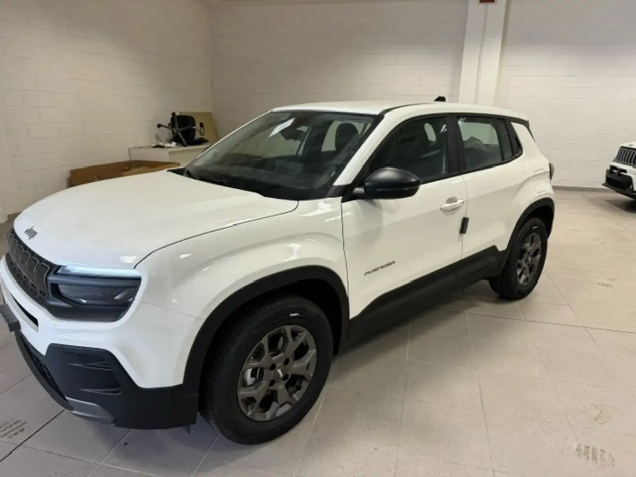 Jeep Avenger 3