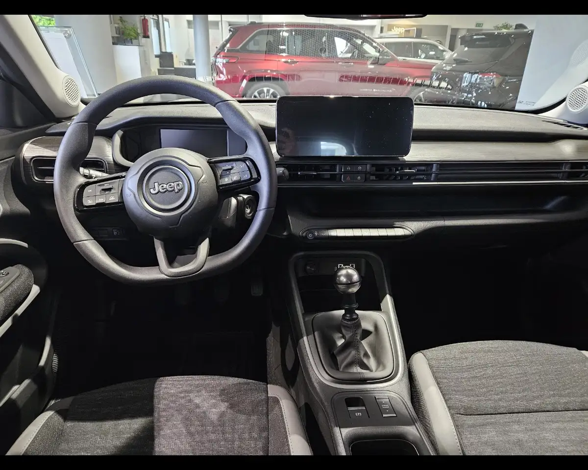 Jeep Avenger 7