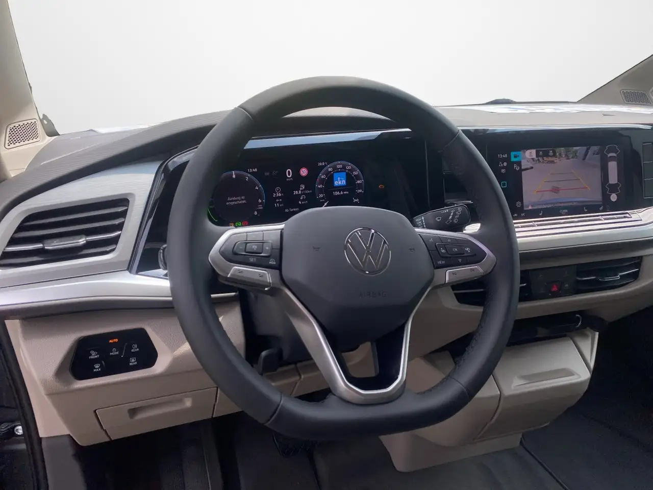 Volkswagen T7 Multivan 9
