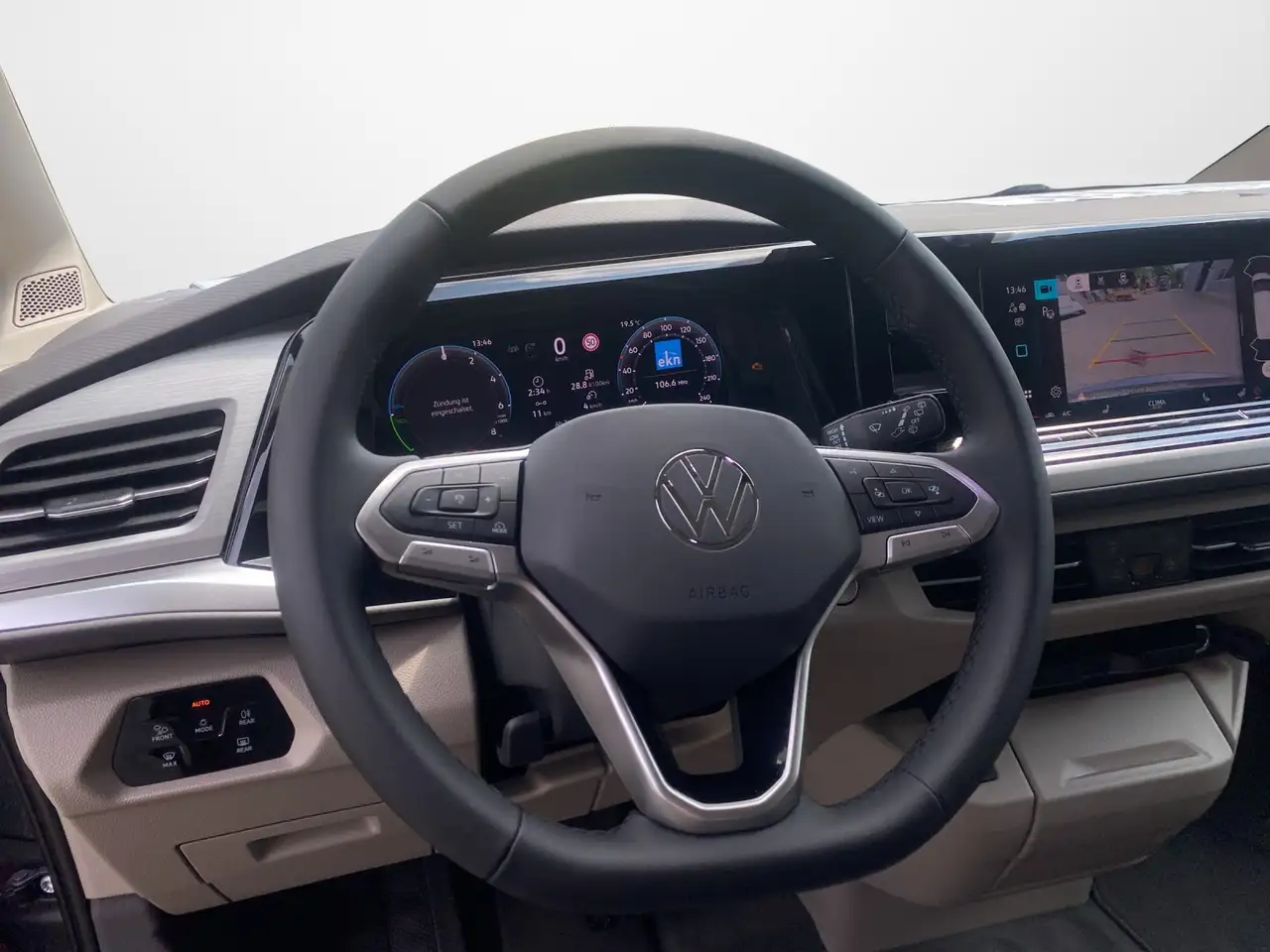 Volkswagen T7 Multivan 9
