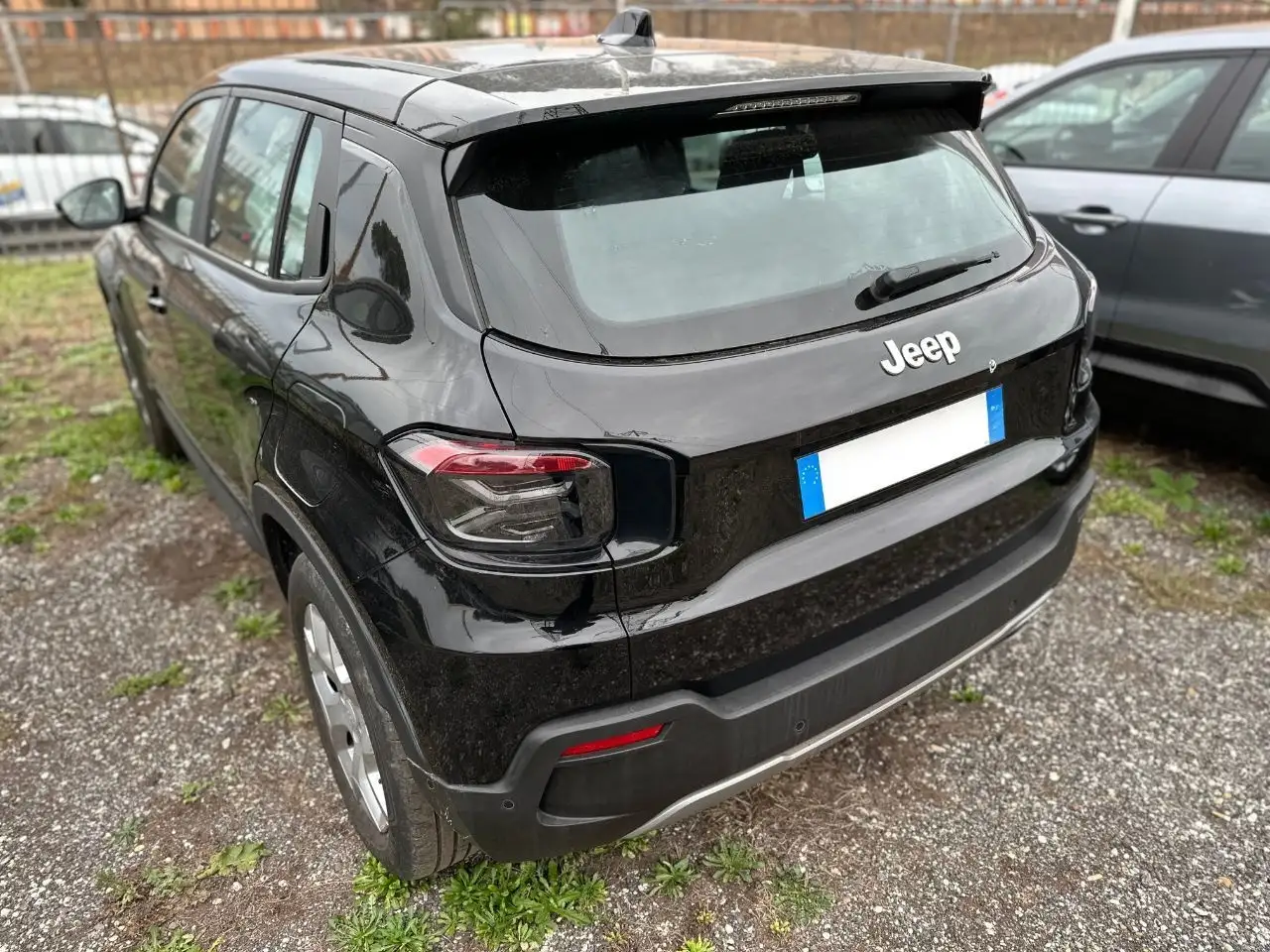 Jeep Avenger 6