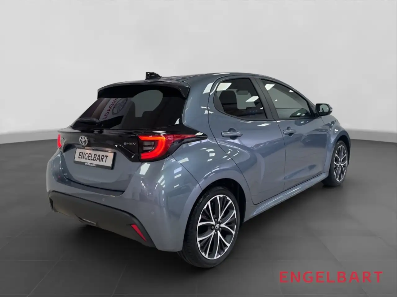 Toyota Yaris 4