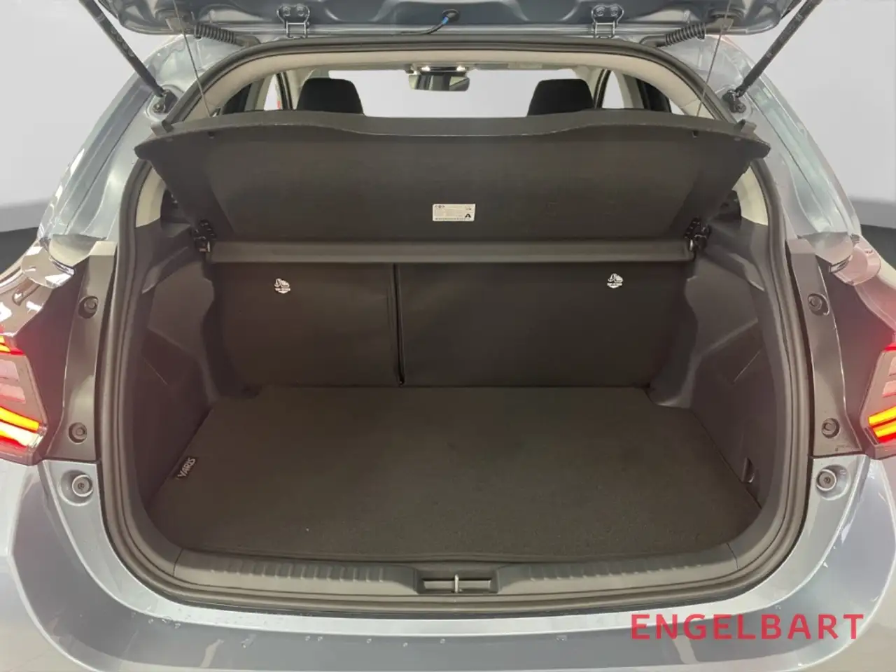 Toyota Yaris 13