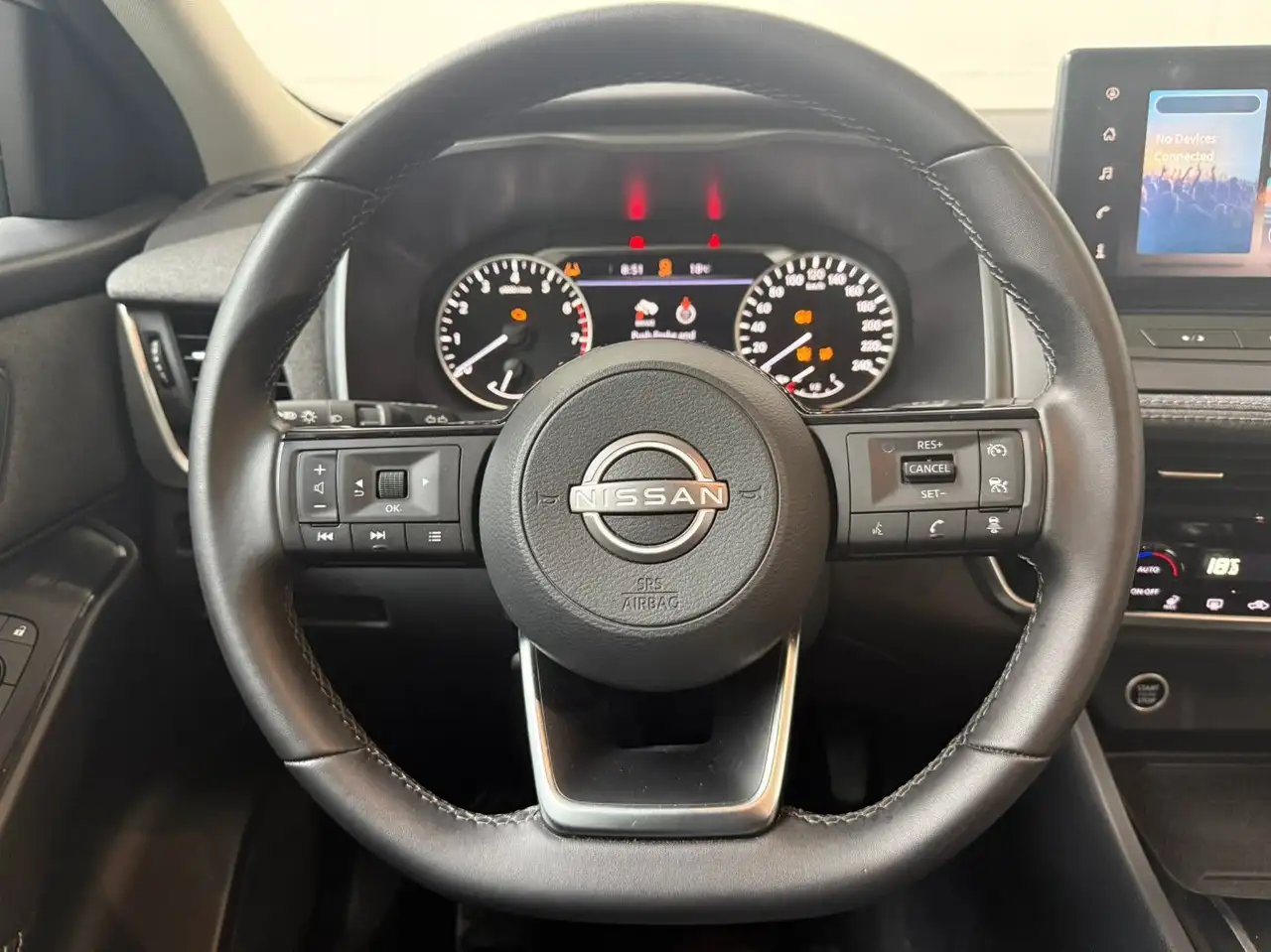 Nissan Qashqai 11