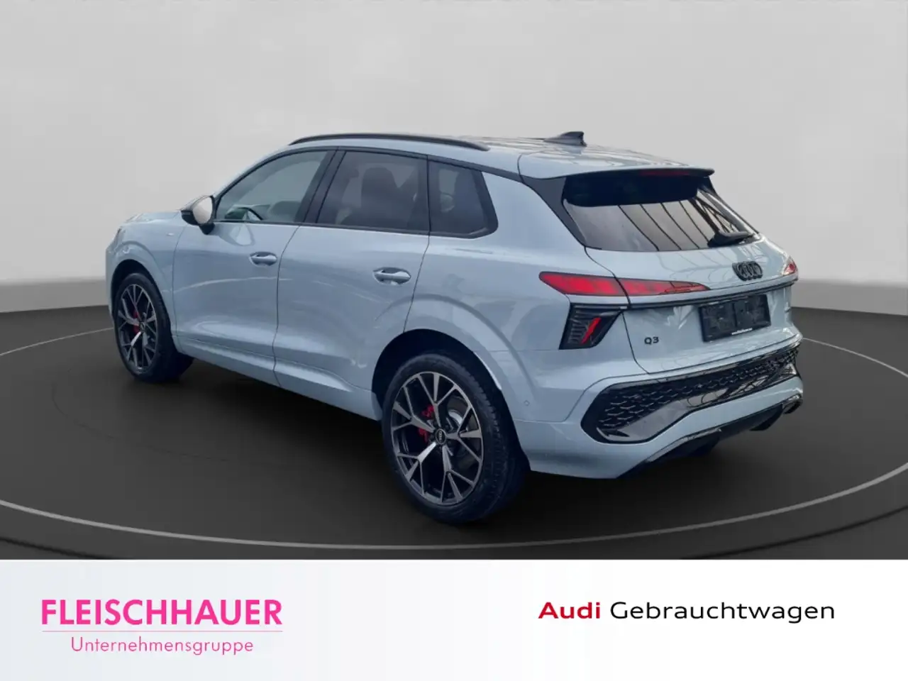 Audi Q3 4