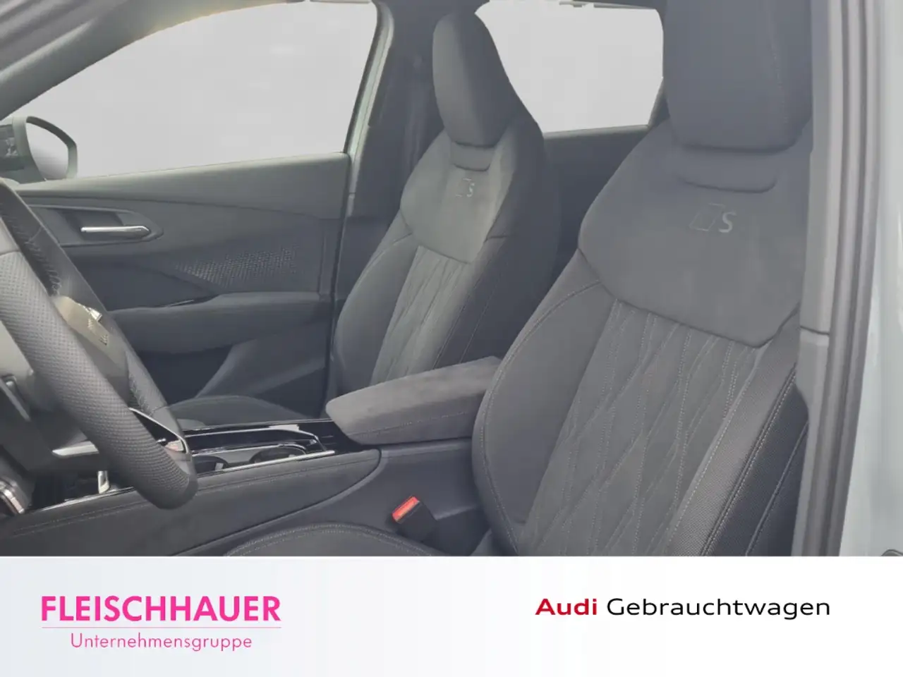 Audi Q3 6