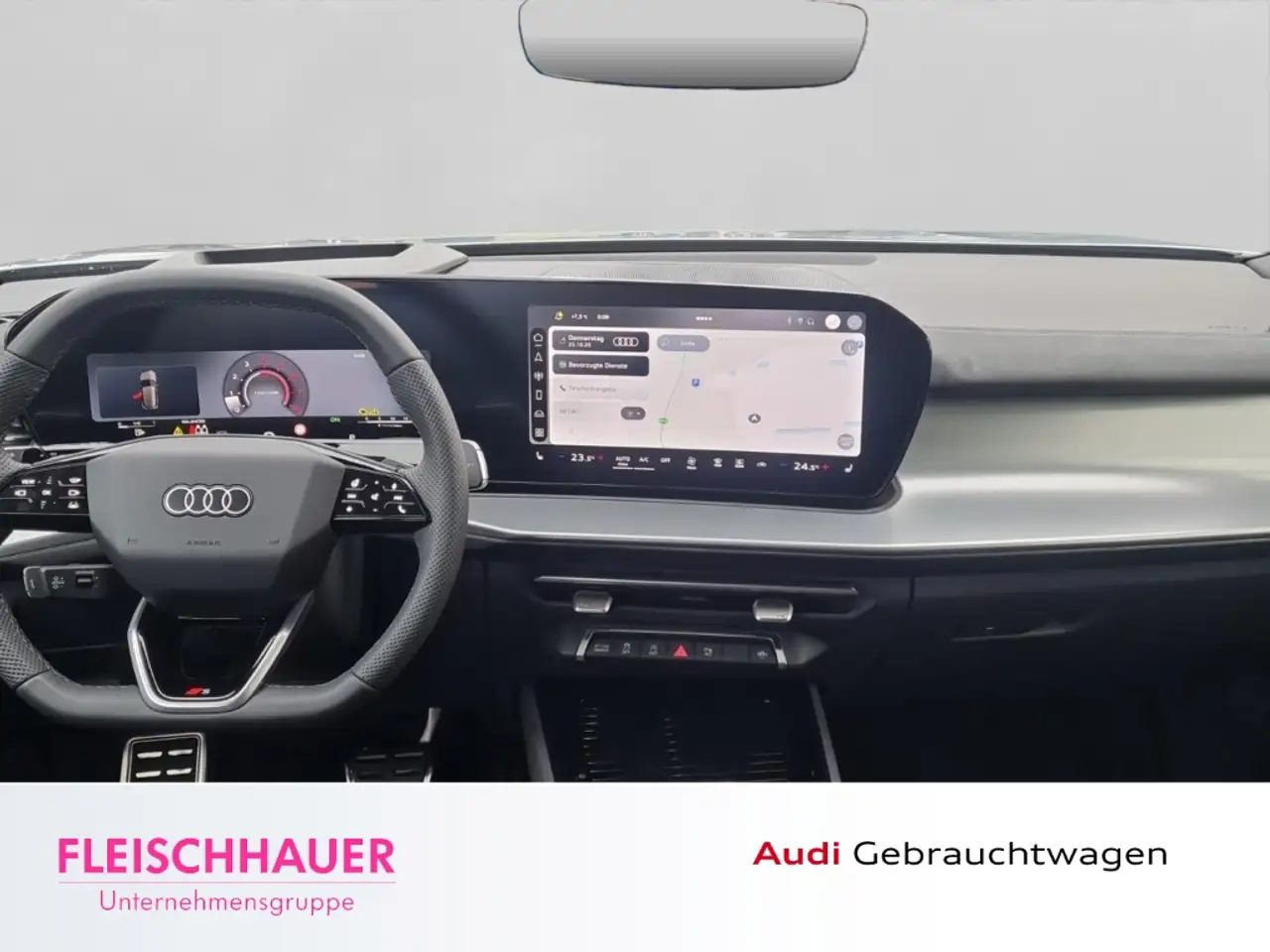 Audi Q3 11