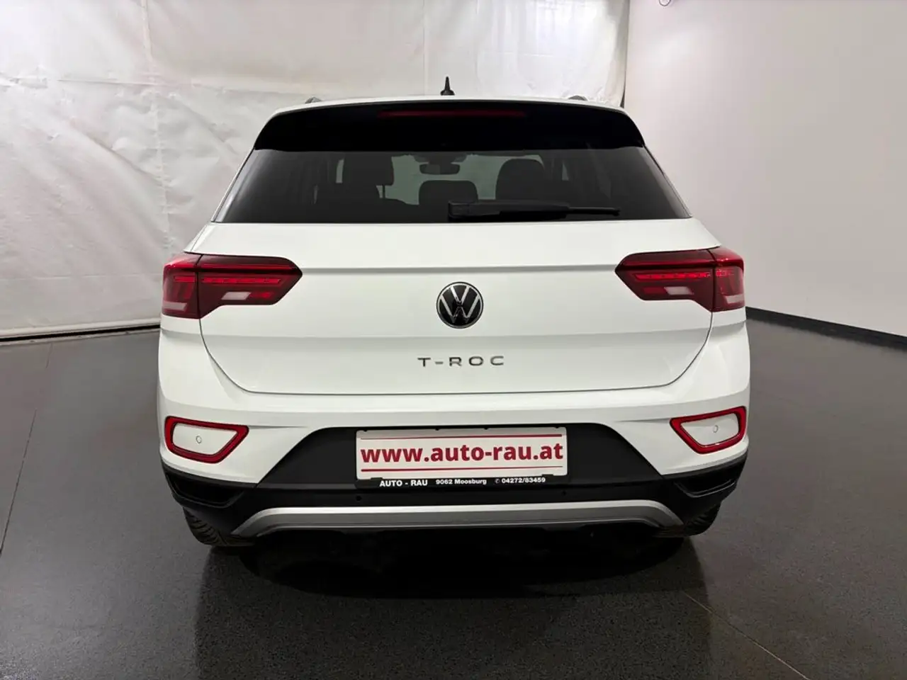 Volkswagen T-Roc 6