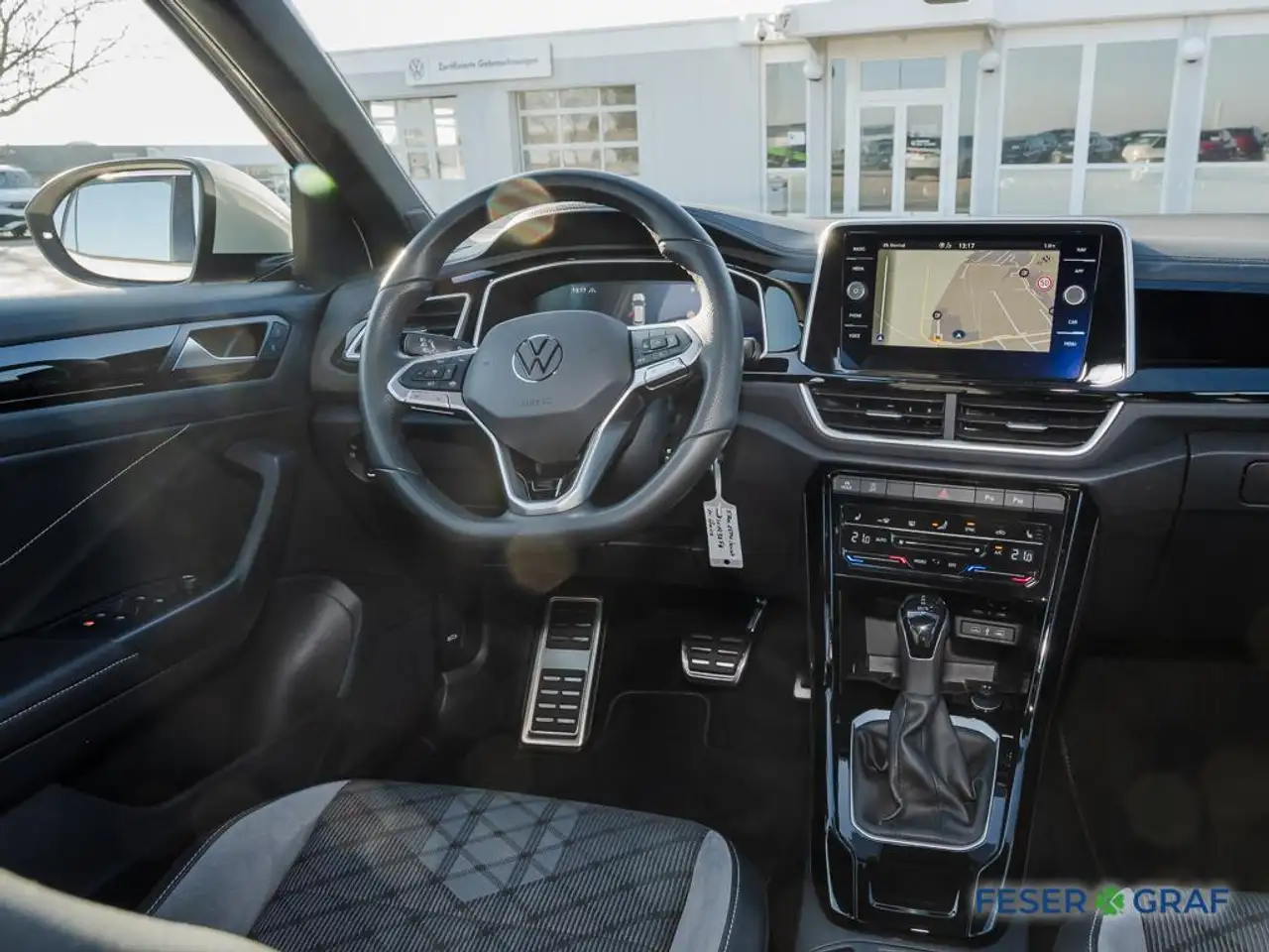 Volkswagen T-Roc 4