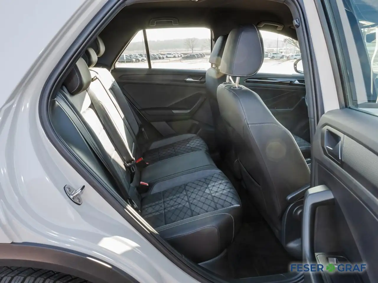 Volkswagen T-Roc 8