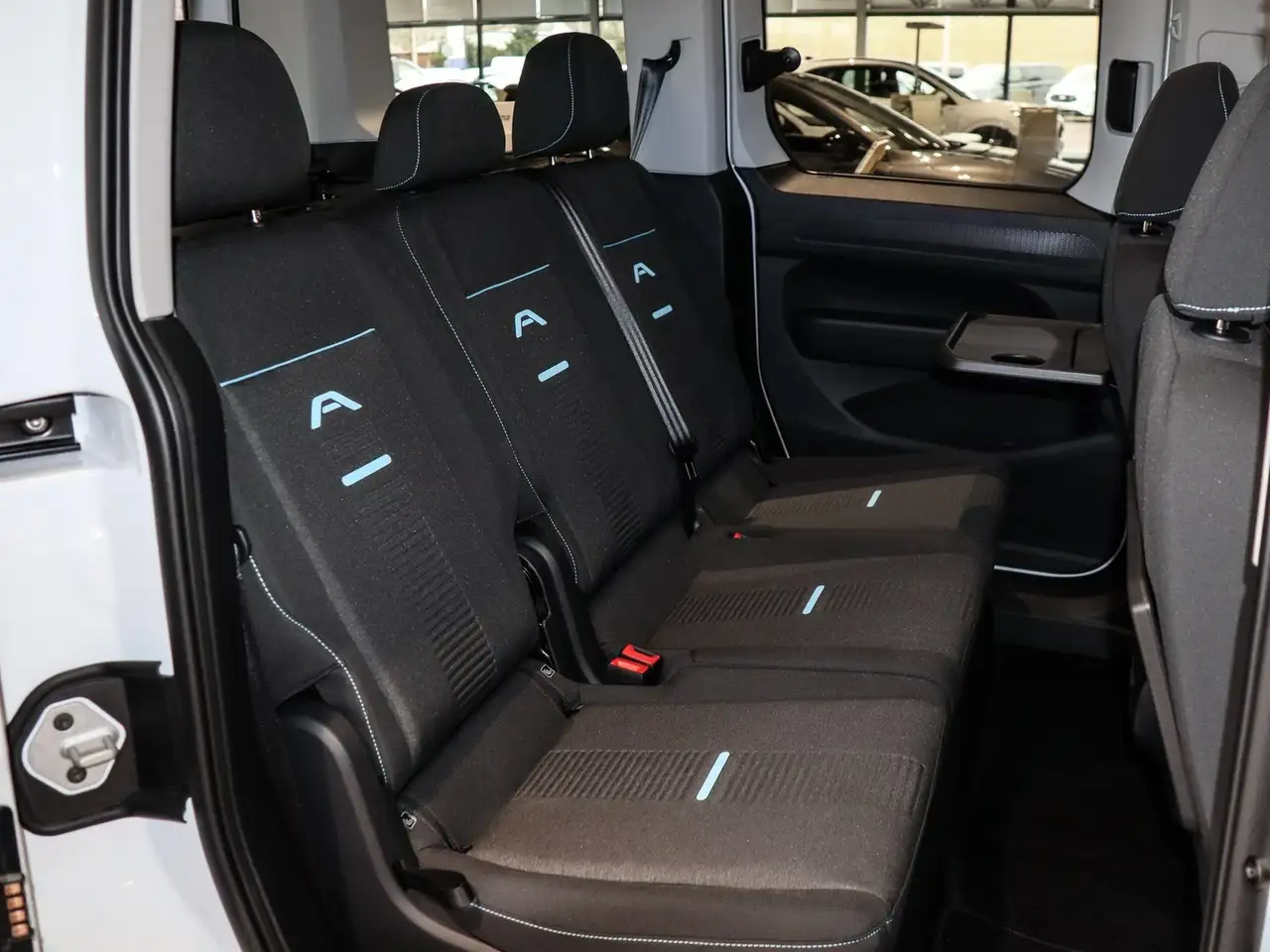 Ford Tourneo 4