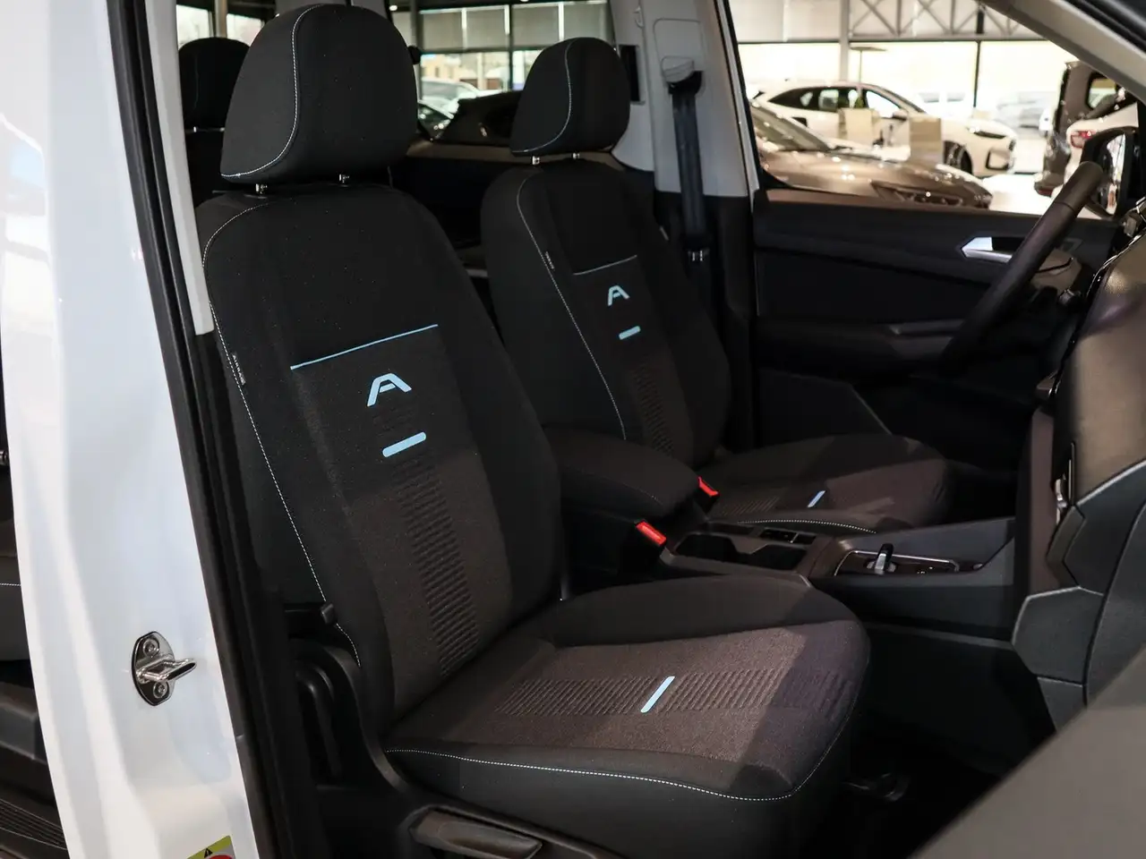 Ford Tourneo 6