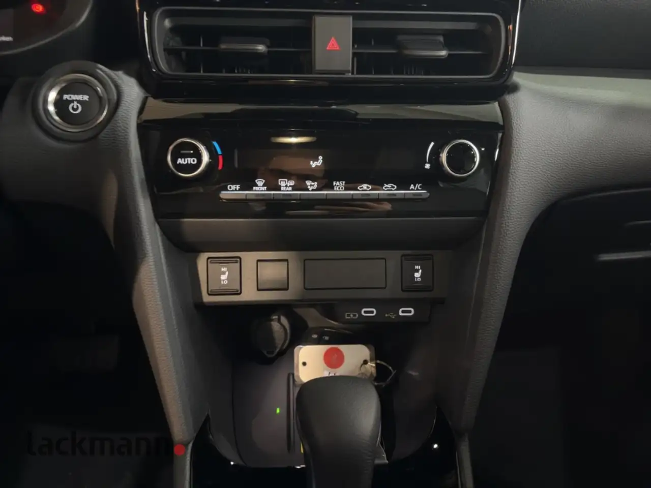 Toyota Yaris 11