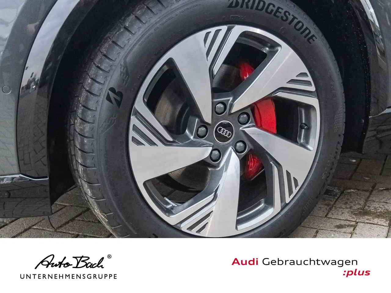 Audi Q6 8