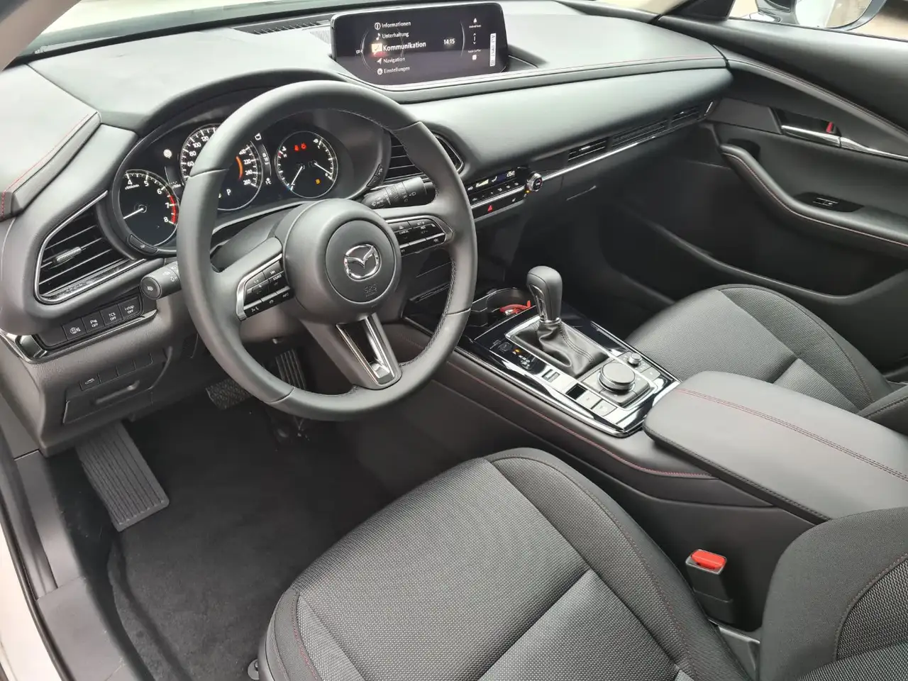 Mazda CX-30 12