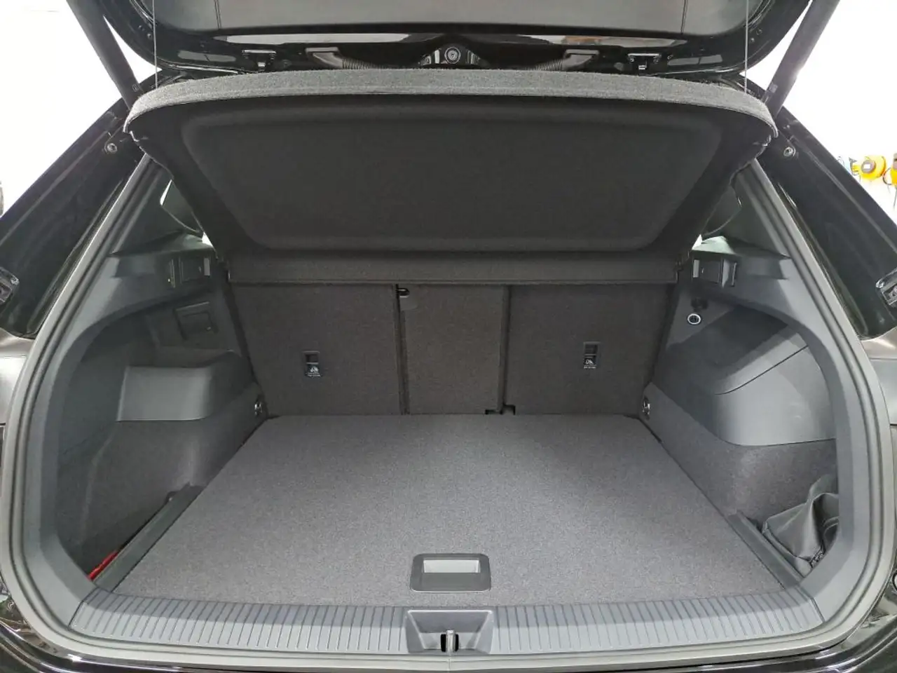 Volkswagen Tiguan 7