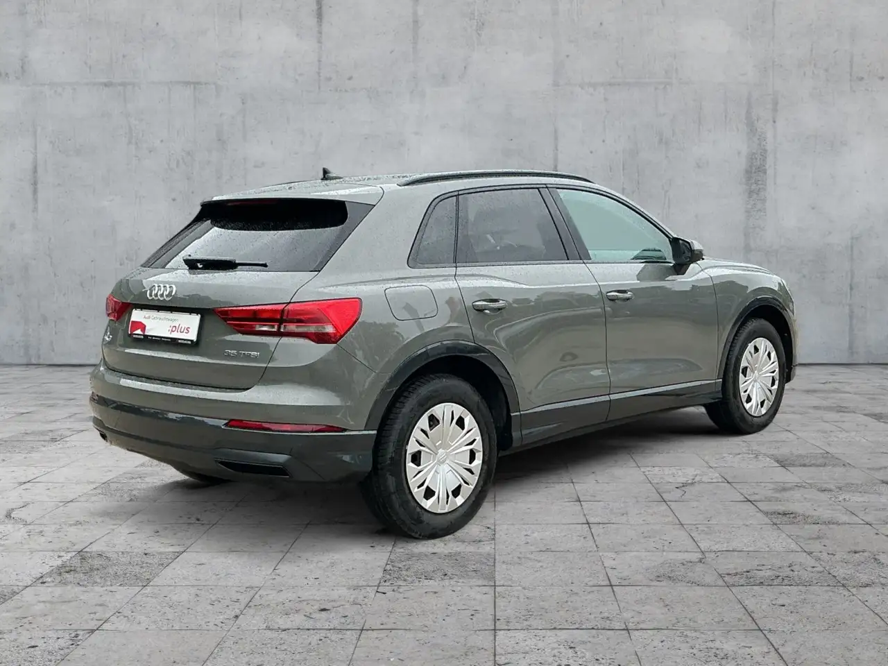 Audi Q3 6