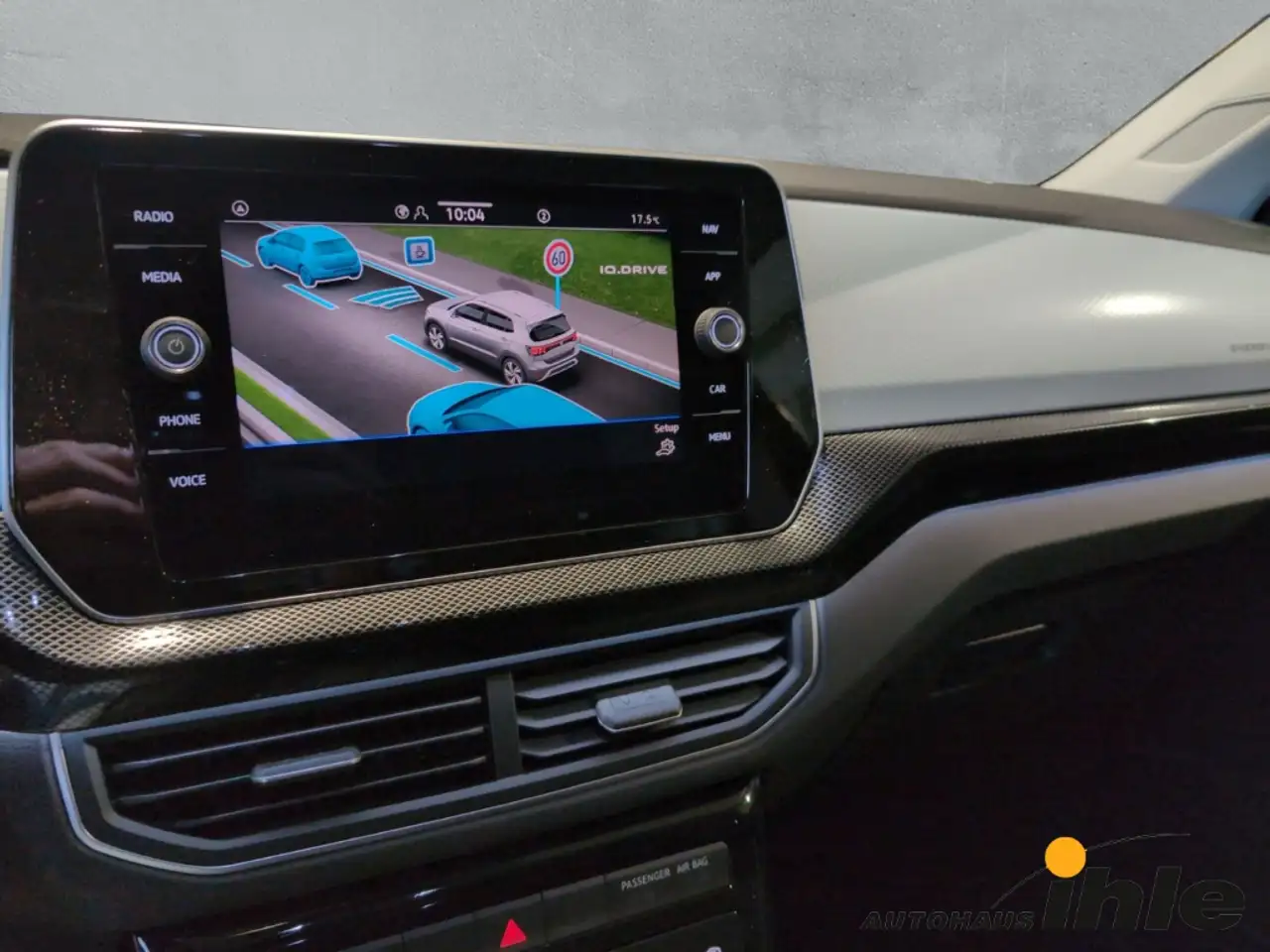 Volkswagen T-Cross 6