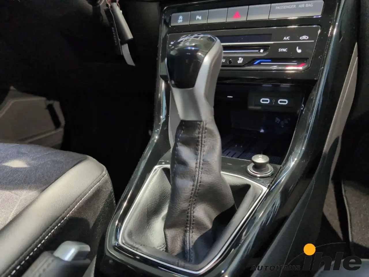 Volkswagen T-Cross 7