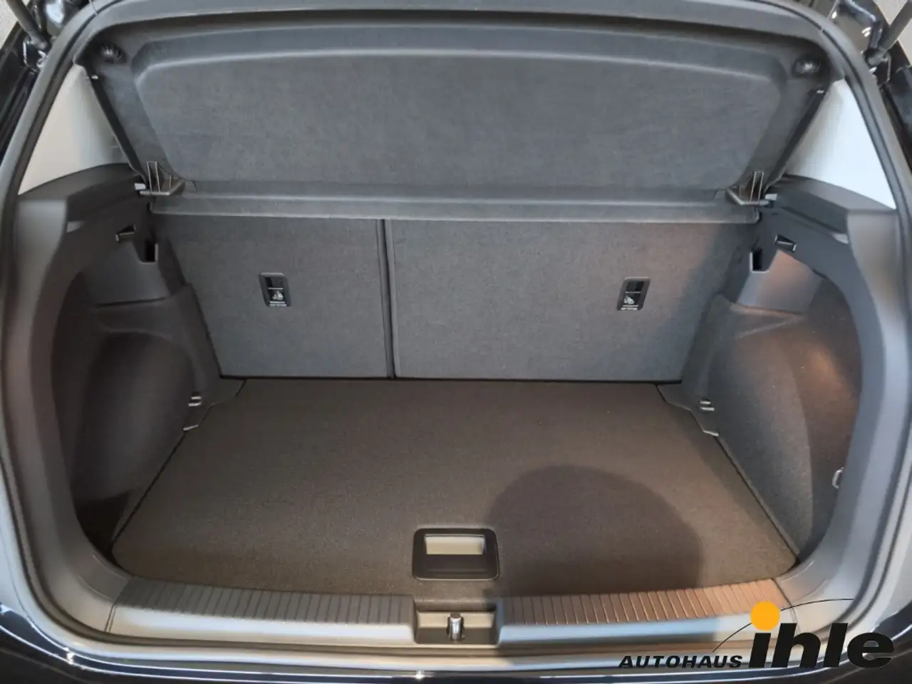 Volkswagen T-Cross 9