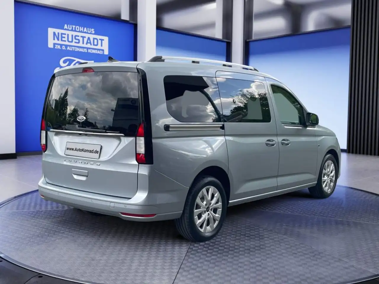 Ford Tourneo 7