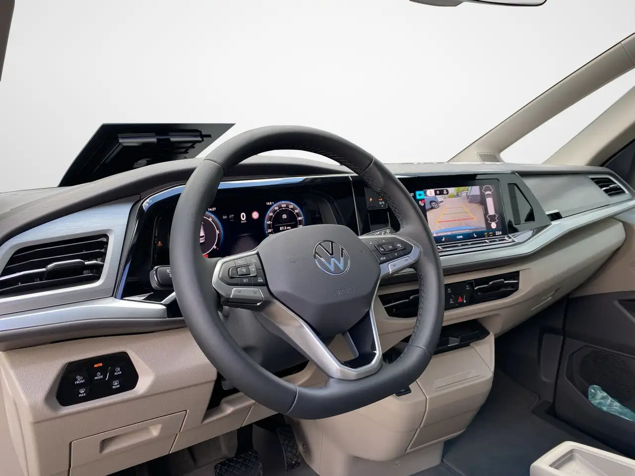Volkswagen T7 Multivan 8