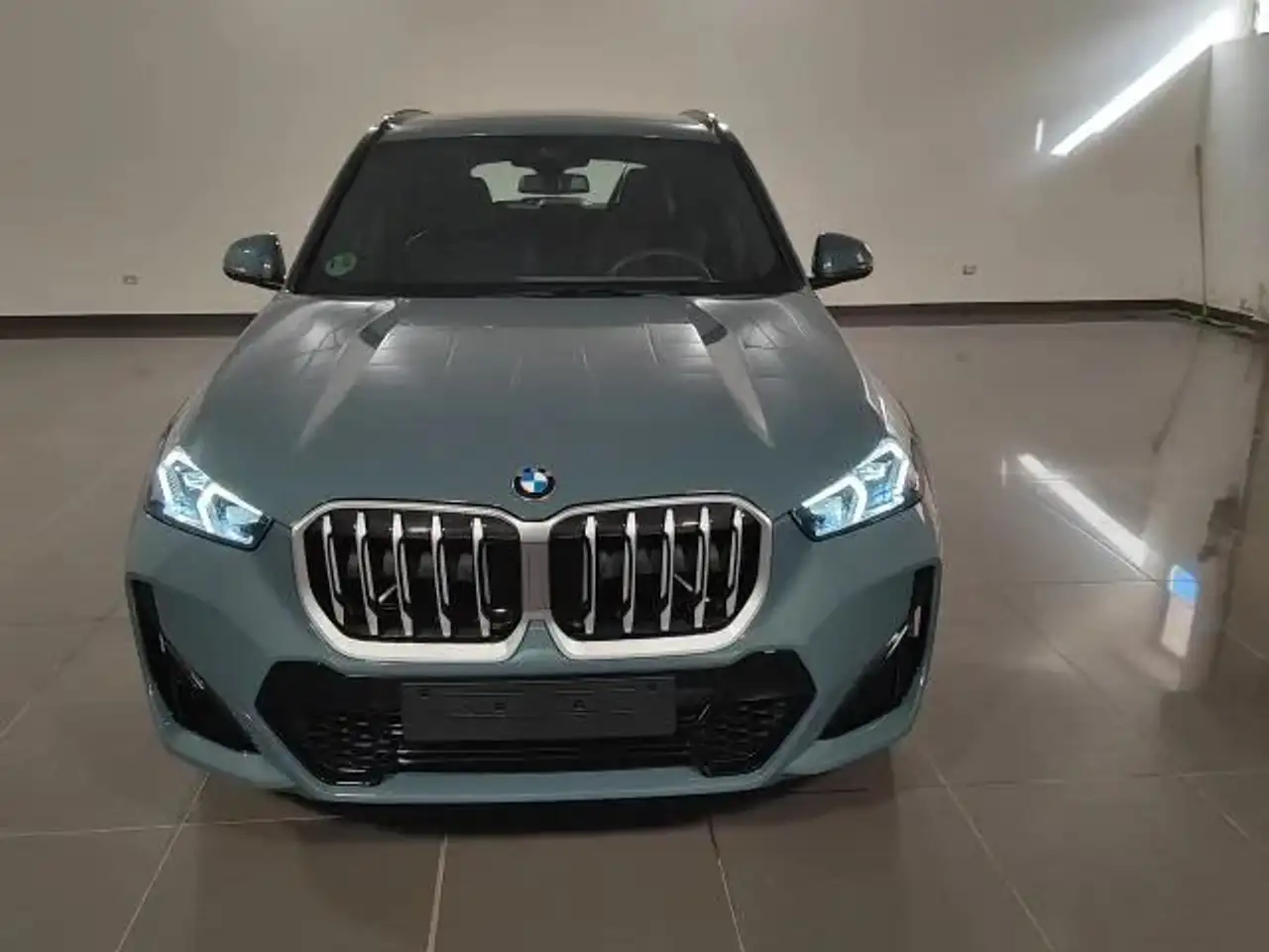 BMW X1 12