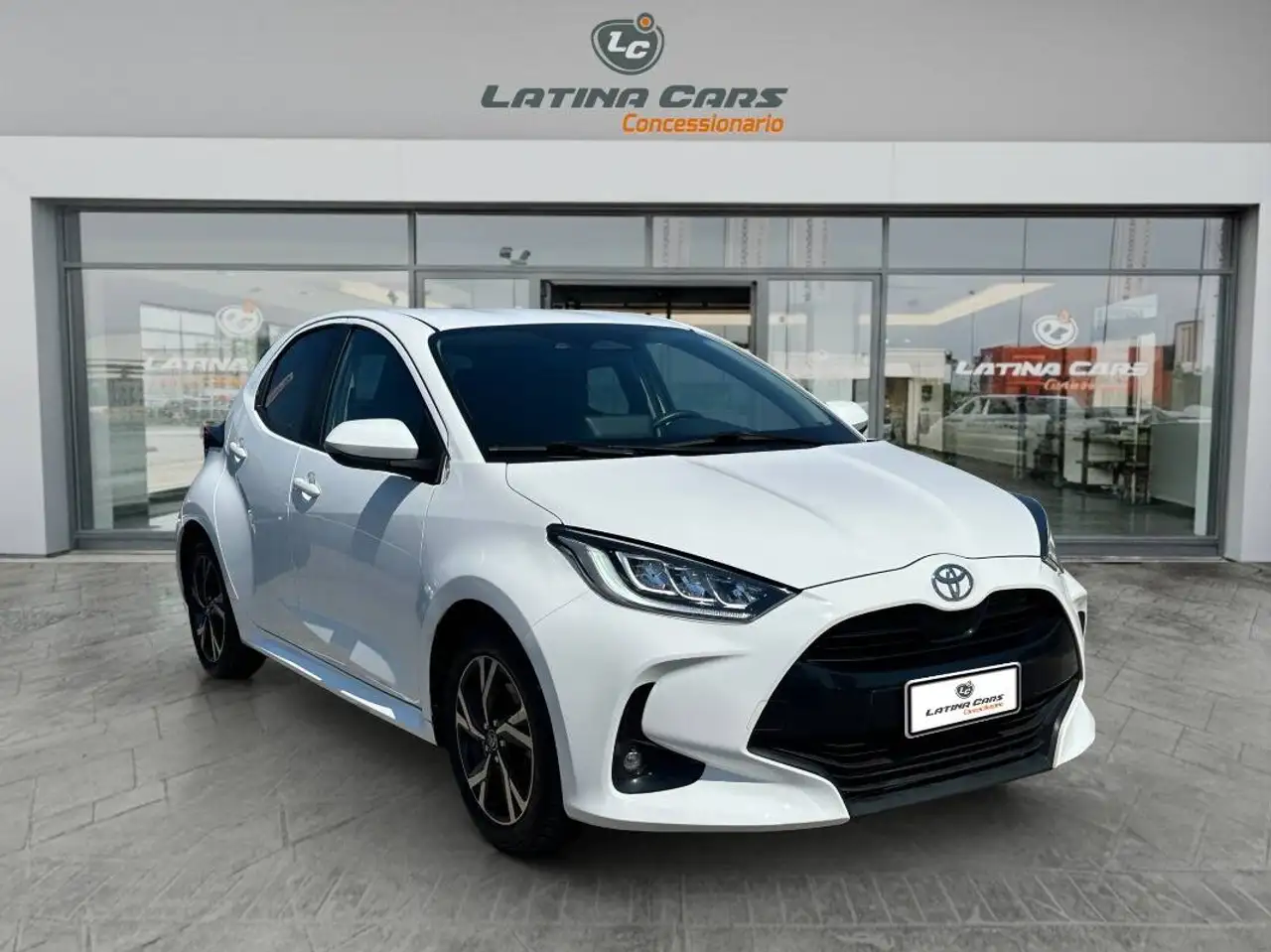 Toyota Yaris 4