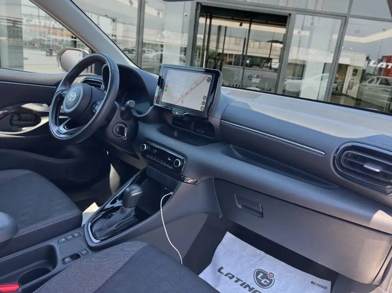 Toyota Yaris 11