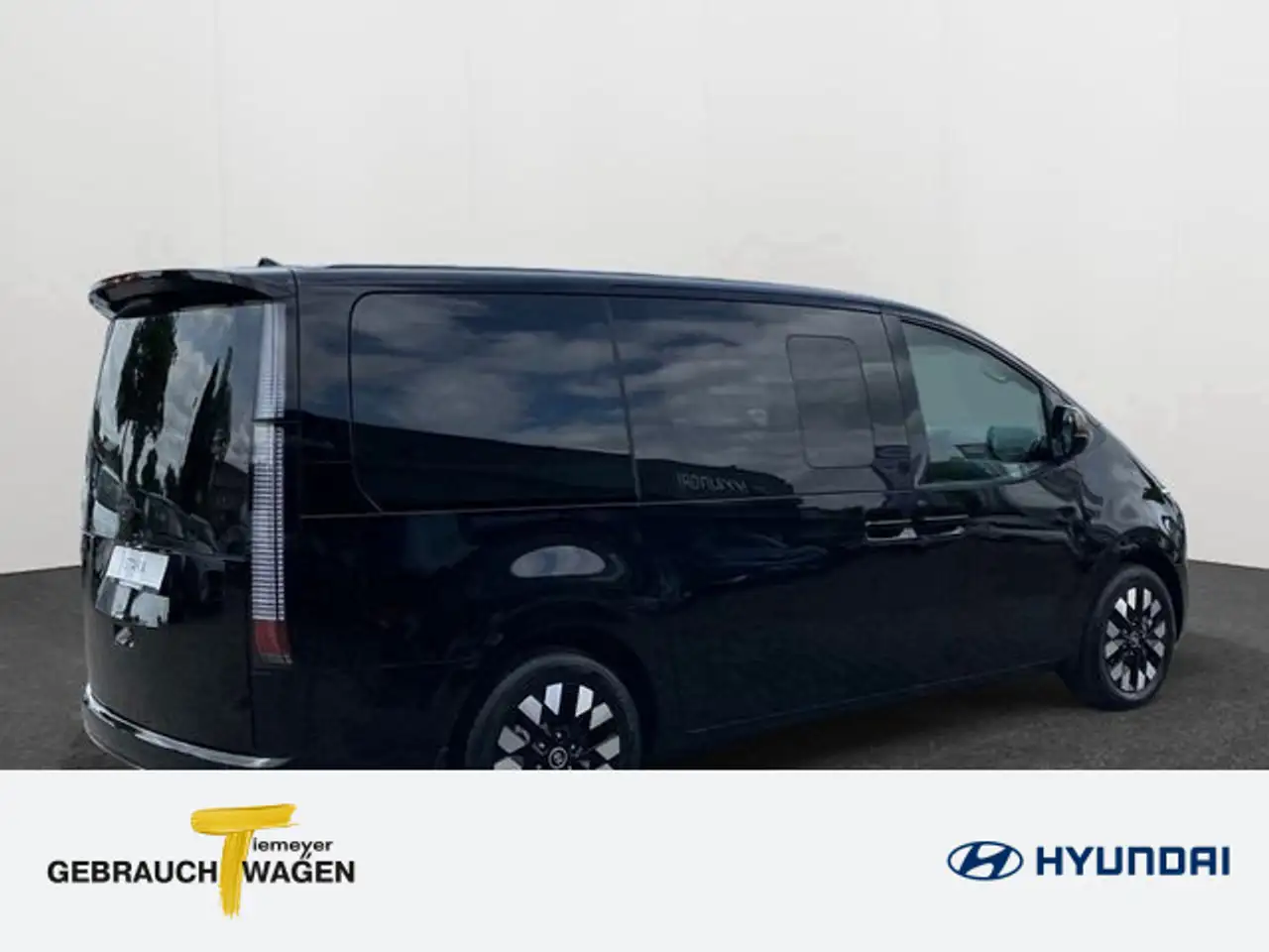 Hyundai STARIA 5
