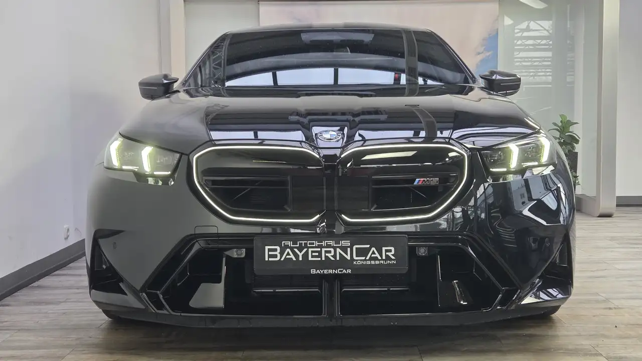 BMW M5 2