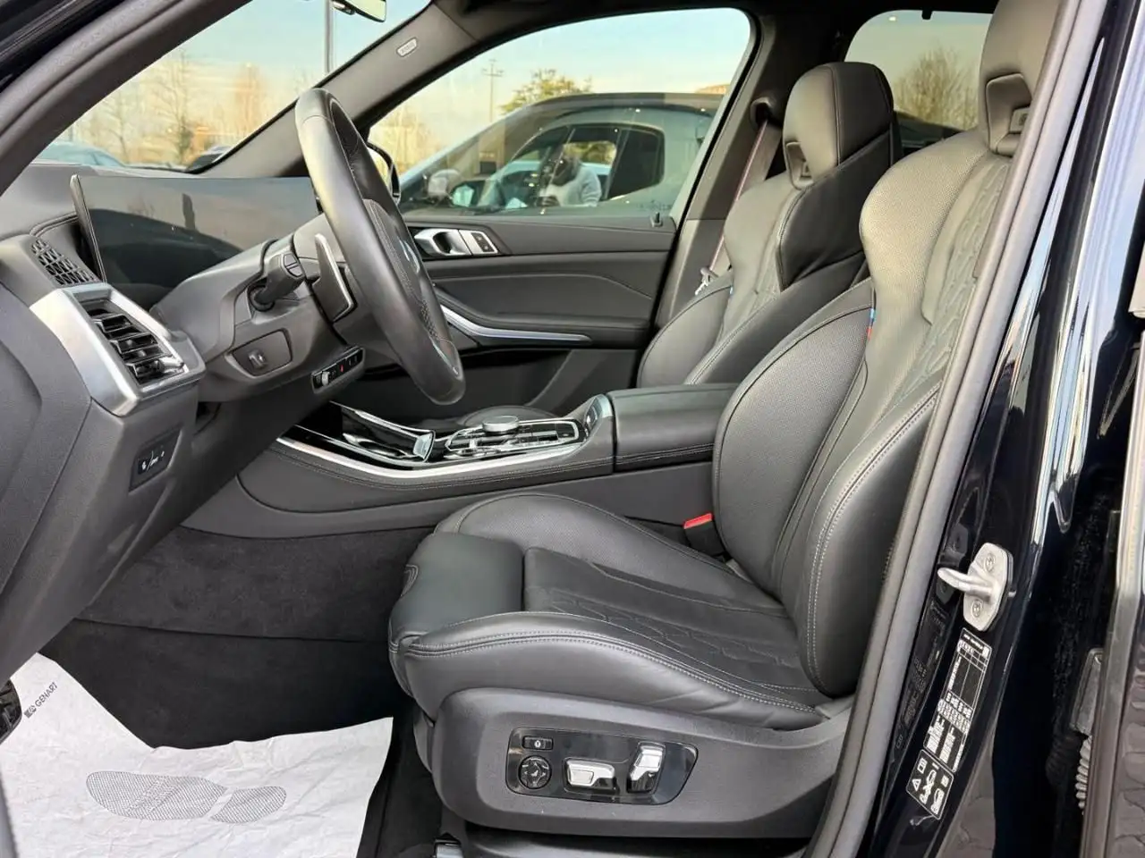 BMW X5 8