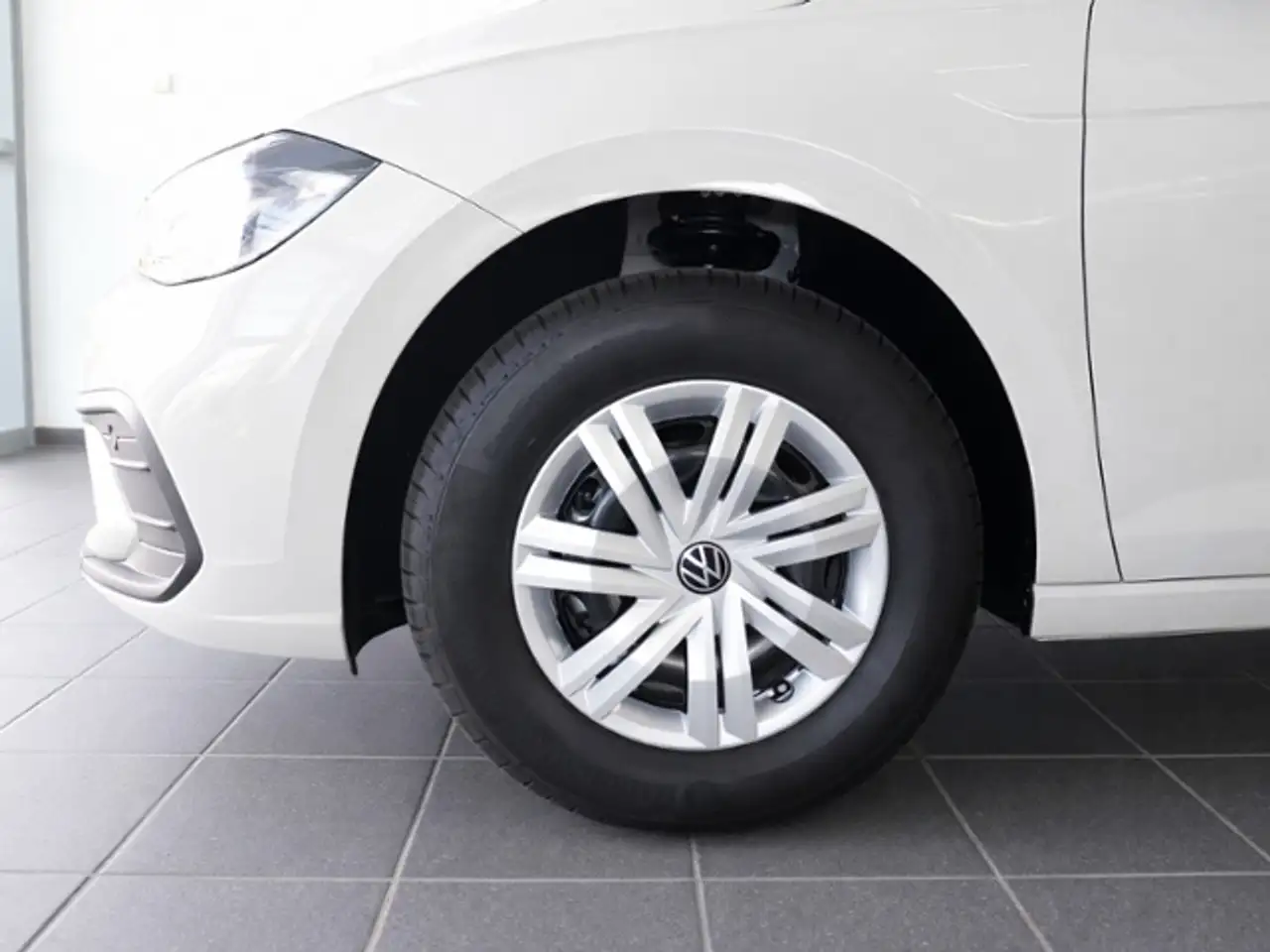 Volkswagen Polo 10