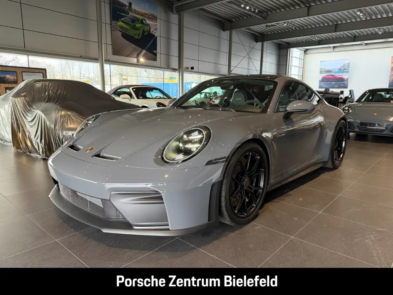 Porsche 992 911
