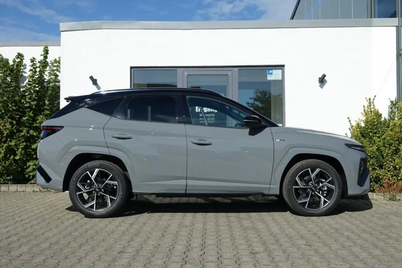 Hyundai TUCSON 2