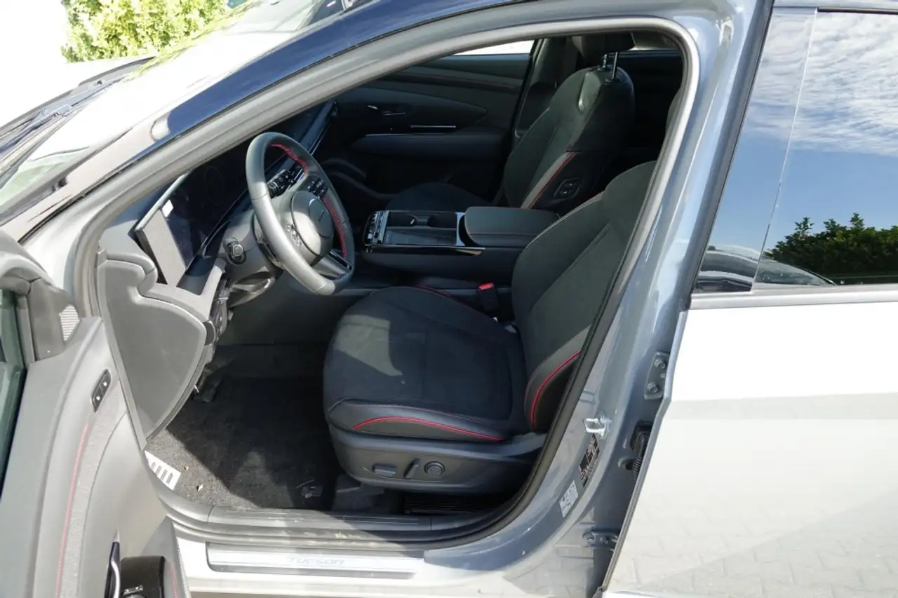 Hyundai TUCSON 10